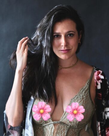 Maria A Secas